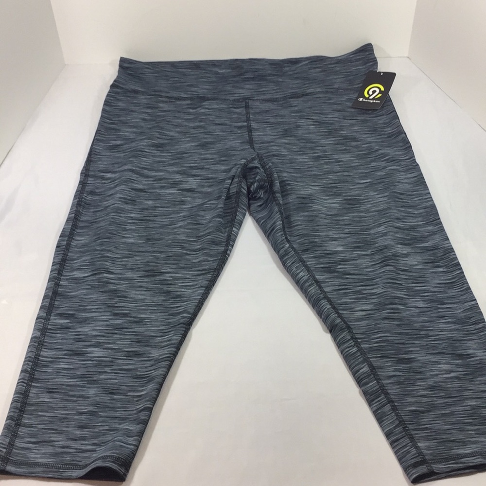 C9 Champion Women’s performance carpi pants sz.2X